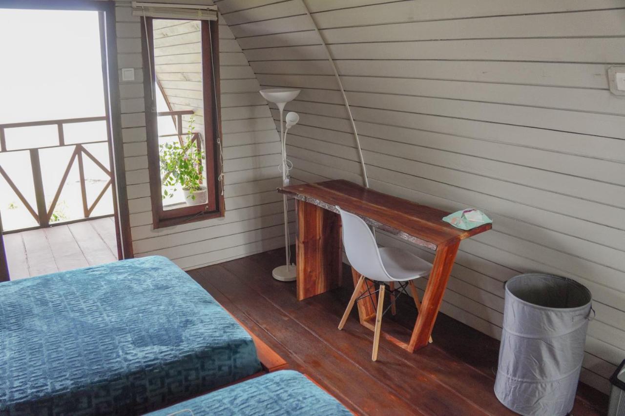 Momos Surf Shack Hotel Salul ภายนอก รูปภาพ