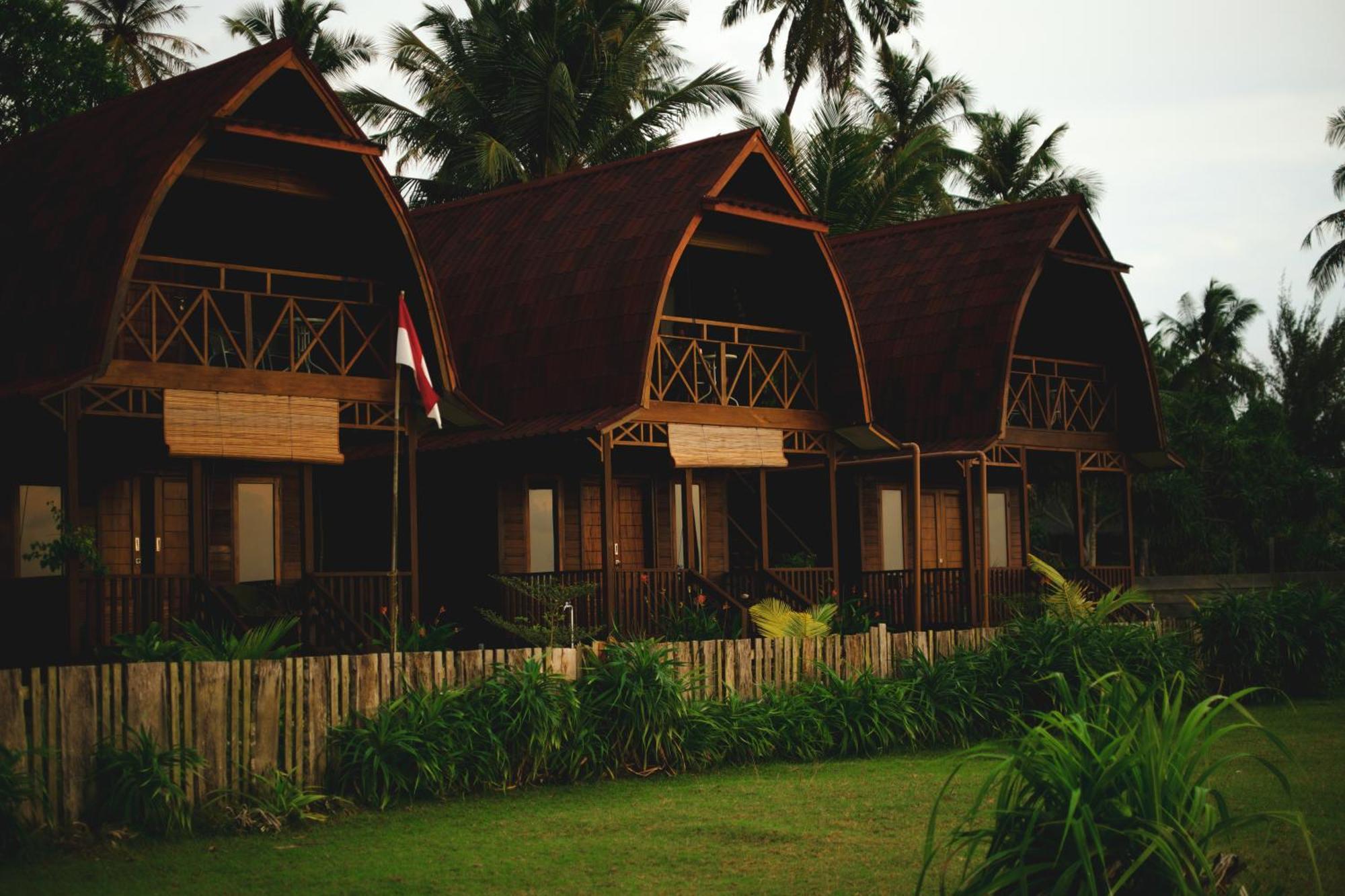 Momos Surf Shack Hotel Salul ภายนอก รูปภาพ